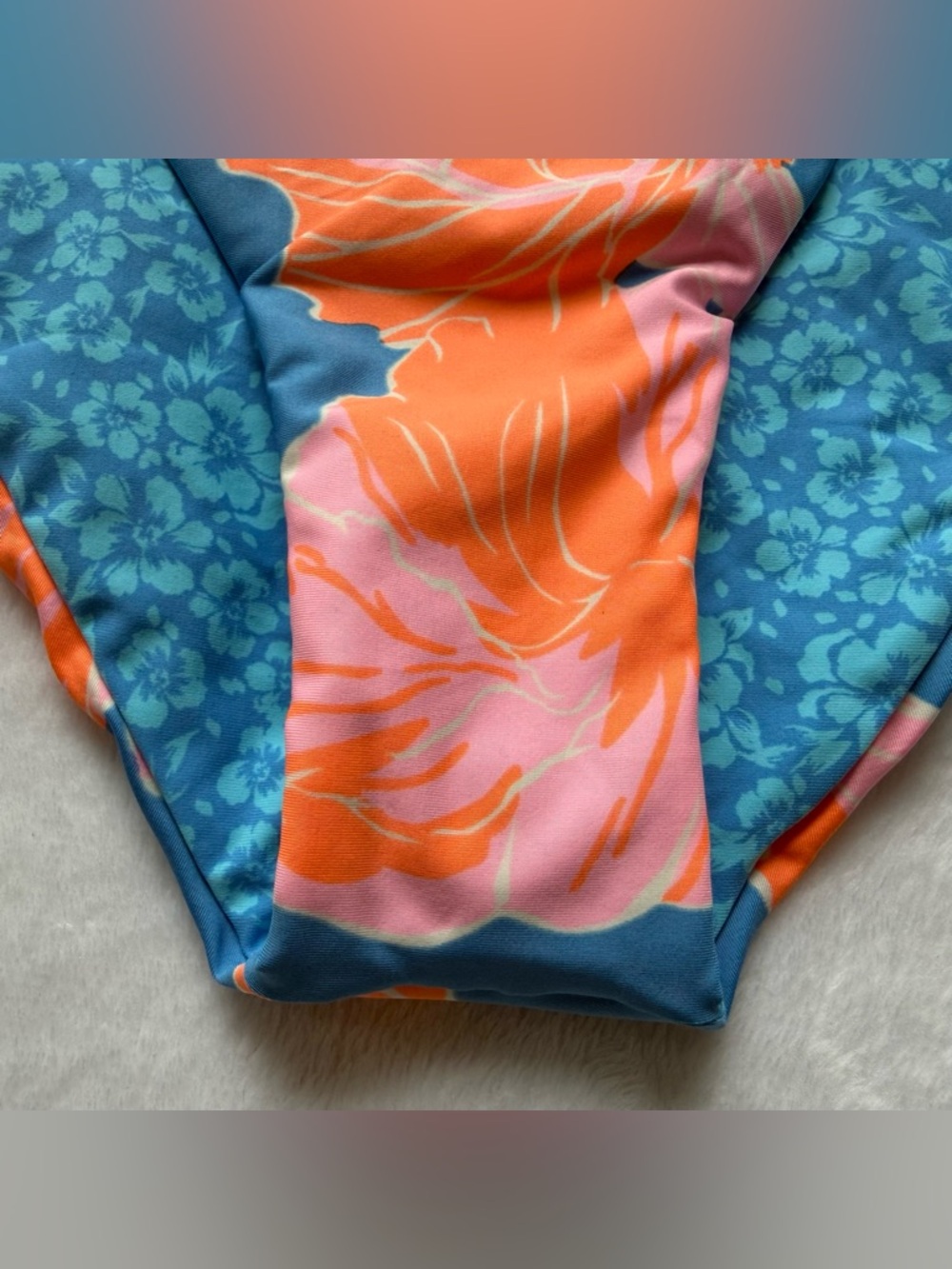 Maaji Reversible Bikini Swimsuit Set NWT - Picture 13 of 16